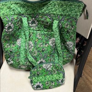 Green Floral Quilted Tote Bag Set